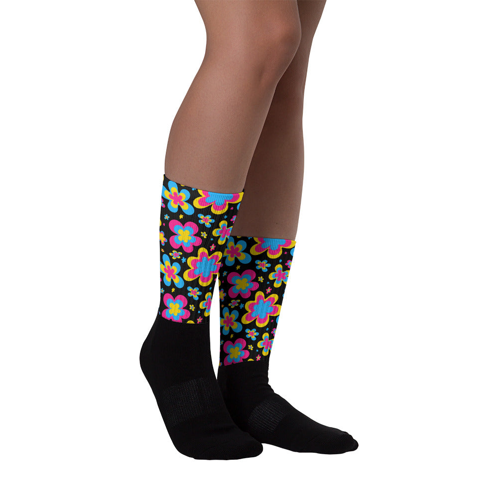 Groovy Pan Socks